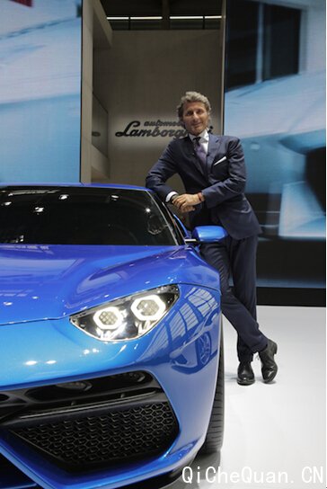 Macintosh HD:Users:anny:Documents:Lamborghini:=Retainer=:Press Release:20141002 Paris Motorshow:Photo:ֳƬ:΢ͼƬ:޹˾ܲüϯִйStephan Winkelmannȫ»϶Asterion LPI 910-4Ӱ.jpg