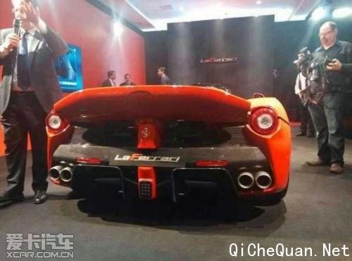ۿңLa Ferrariع