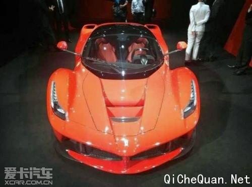 ۿңLa Ferrariع