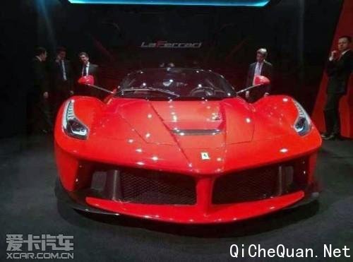 ۿңLa Ferrariع
