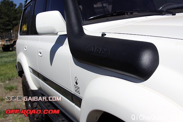 8-Slee-Off-Road-Toyota-Land-Cruiser-80-Series-7-3-12.jpg