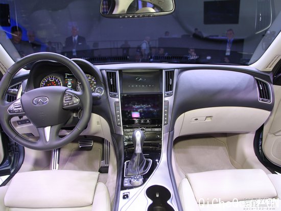 ӢQ50