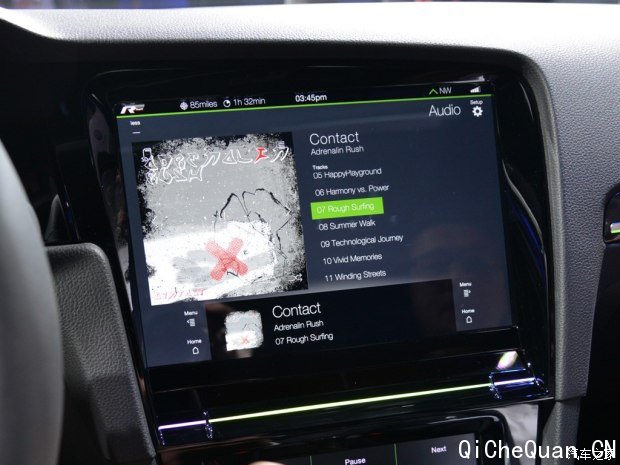 () ߶() 2015 R Touch Concept