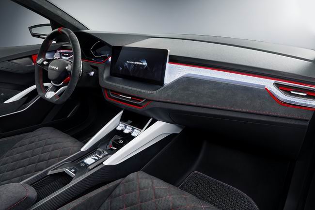 斯柯达VISION RS概念车加长的仪表盘 采用碳材料制造，对称的形状类似于散热格栅的设 计