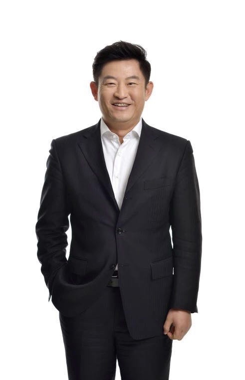 BMW 摩托车积极拓展中国市场,以本土化人才推动业务发展