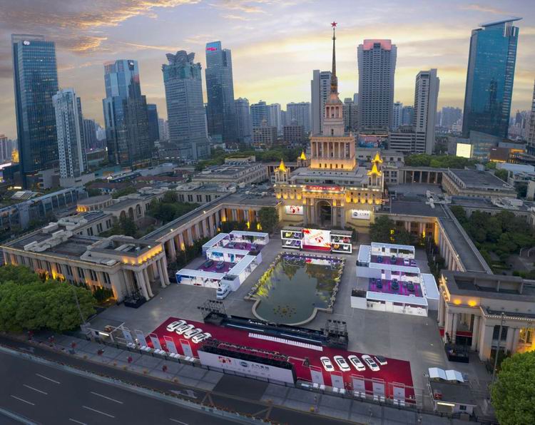 凯迪拉克直接开走 + 30多辆五五折新车 上汽C位出击“五五购物节全球大直播”