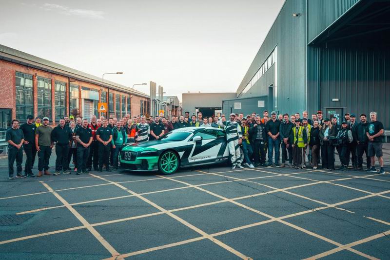 ������Supersports��FULL SEND��Ļ����������